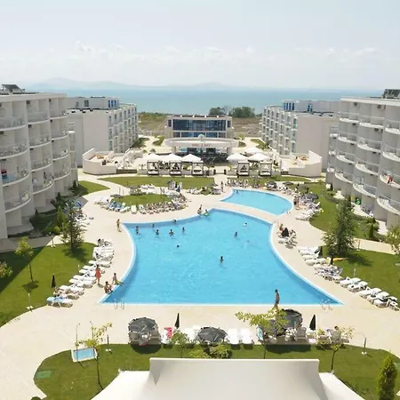 Atlantis Sarafovo Private アパート *